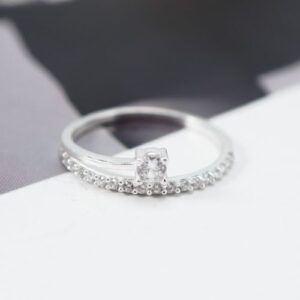 ROMANCE RING