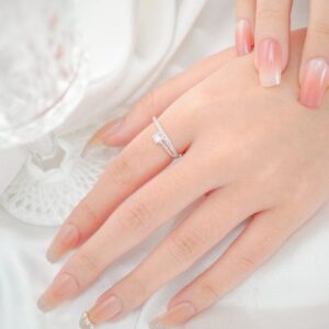 ROMANCE RING